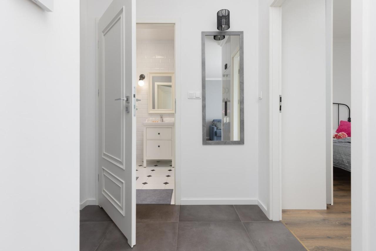 Warsaw Ursynow Apartment With Balcony By Noclegi Renters Extérieur photo